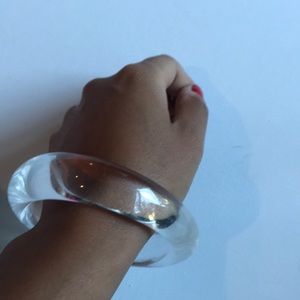 Lucile clear bangle